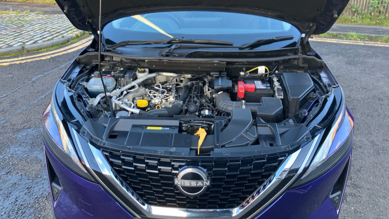 Nissan Qashqai 1.3 DiG-T MH N-Connecta 5dr Petrol Hatchback